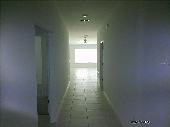 3rd image of 1646 Red Loop