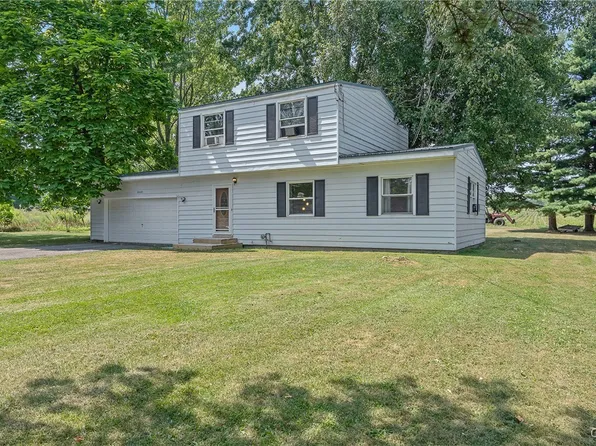 1668 Fort Hill Rd, Phelps, NY 14532