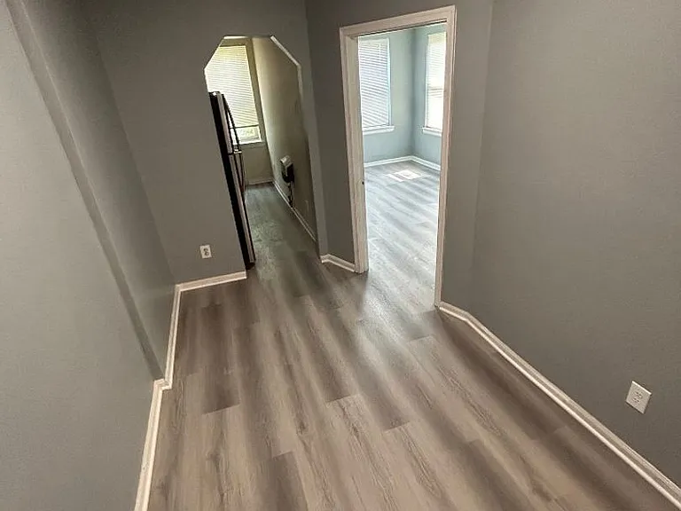 5115 Old York Rd — Photo 8