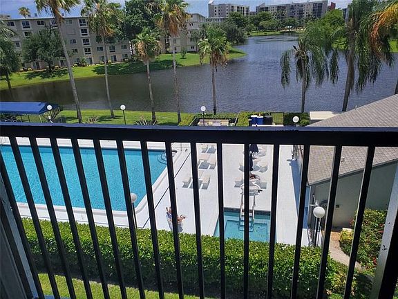3rd image of 2220 N Cypress Bend Dr APT 405