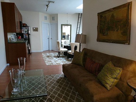 5th image of 1604 Lexington Ave APT 3