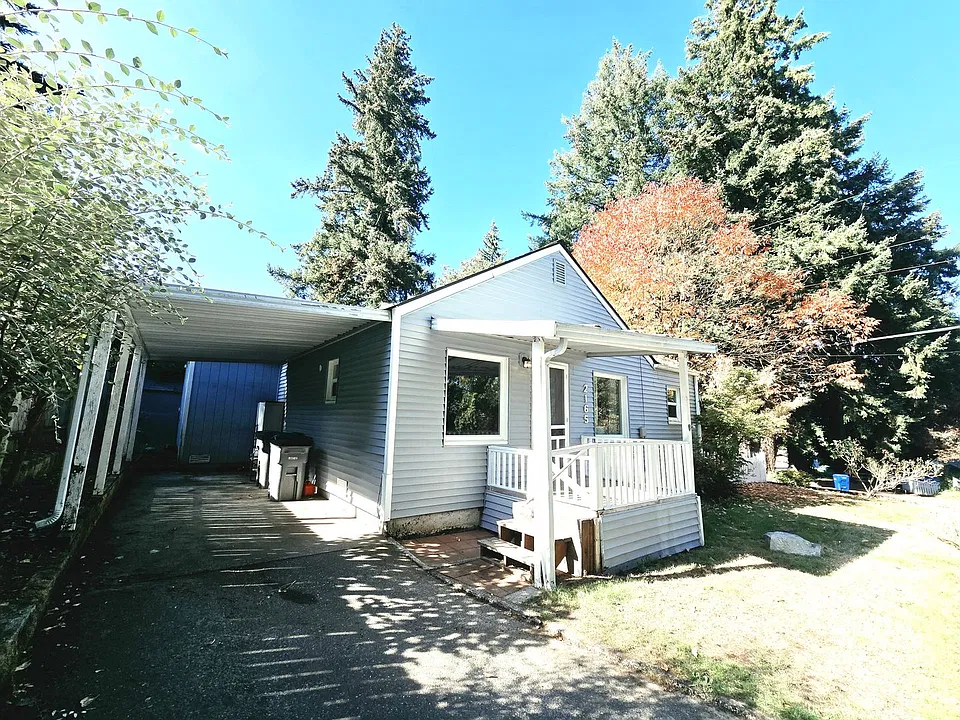 2165 Jackson Dr NW
