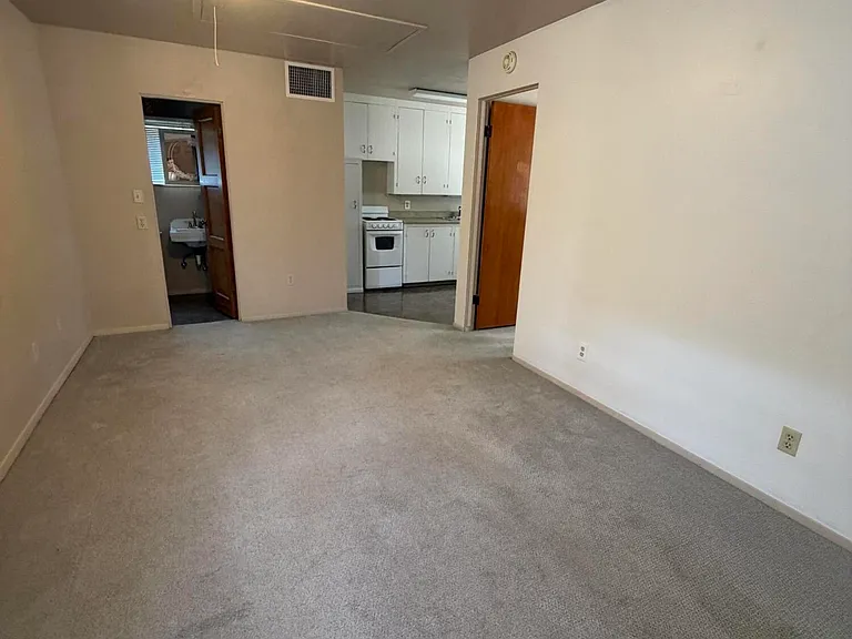 805 S Sheepshead Crossing Rd — Photo 6
