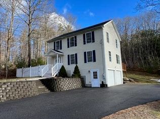 228 Bauneg Beg Rd, Sanford, ME 04073