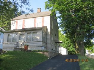 125 Champlin Dr, Syracuse, NY 13206
