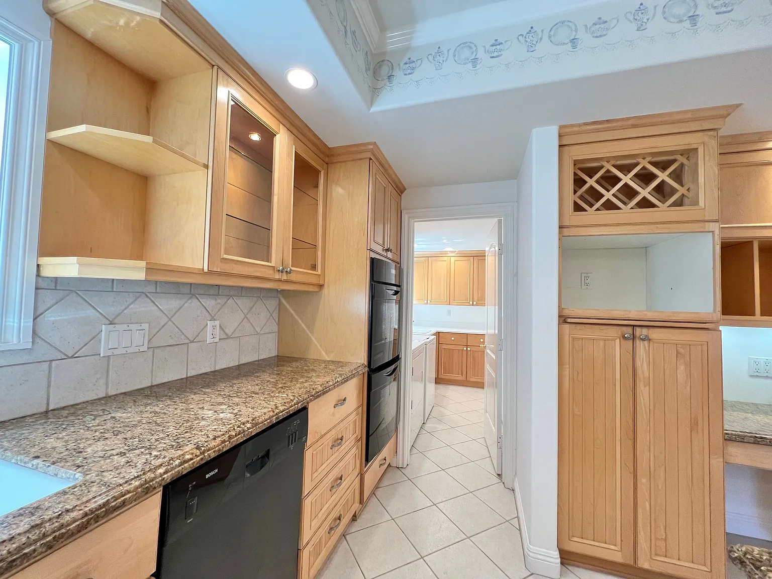 3 bed, 2612 sqft, $10,000 — Photo 4