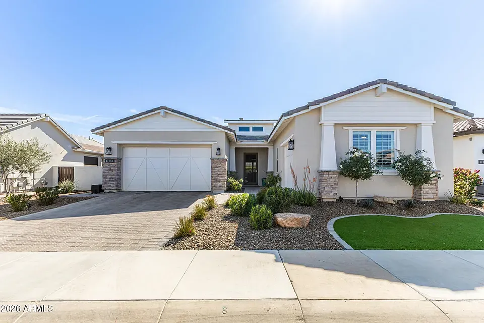 3 bed, 3.5 bath, 2489 sqft, $3,875 — Photo 1