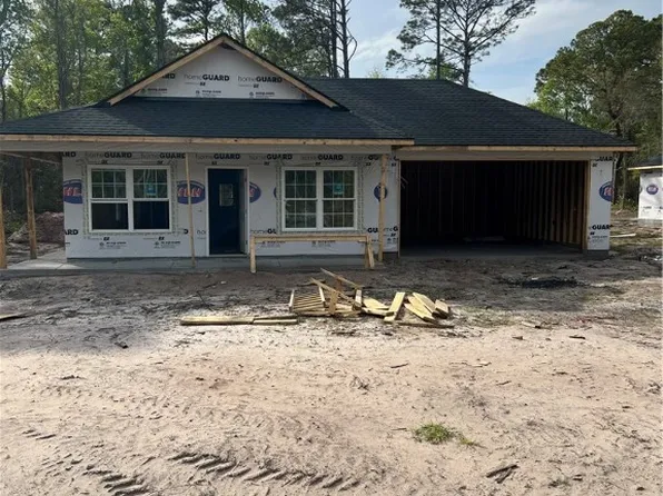 1209 Market St, Darien, GA 31305