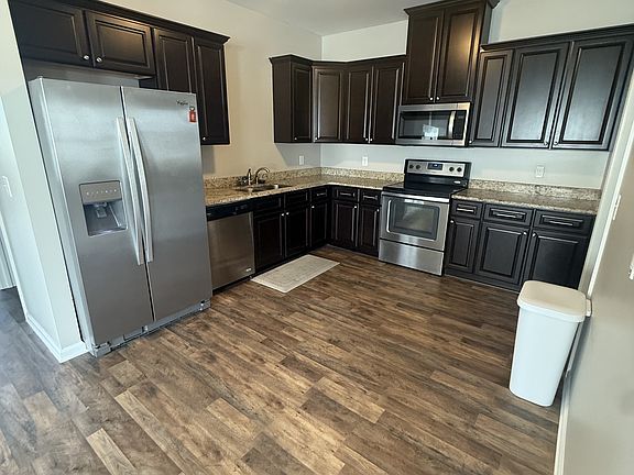 2nd image of 124 Heyward Dr #1
