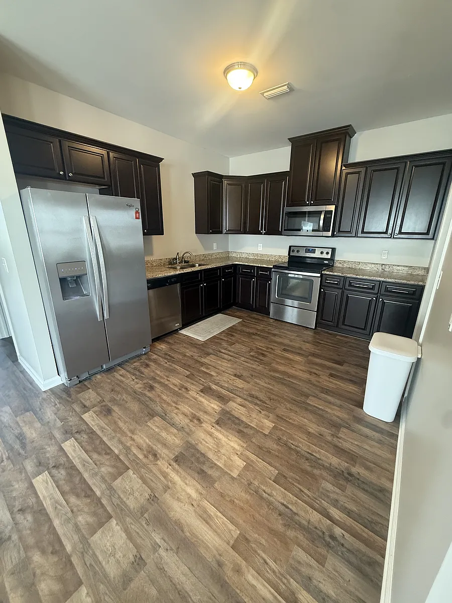 Building Photo - 124 Heyward Dr #1
