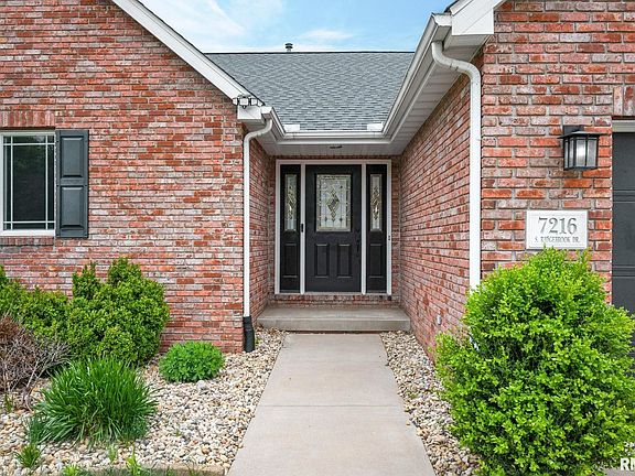 3rd image of 7216 S Ridgebrook Dr