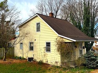 604 Spottswood Rd, Staunton, VA 24401