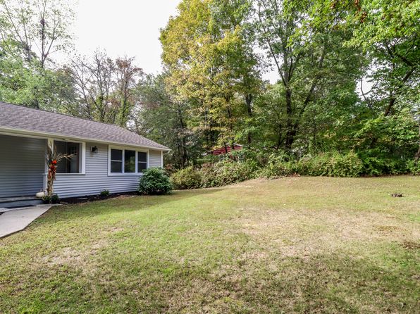 48 Candlewood Lake Rd