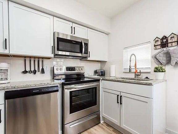 3rd image of 203 S 22nd St #1