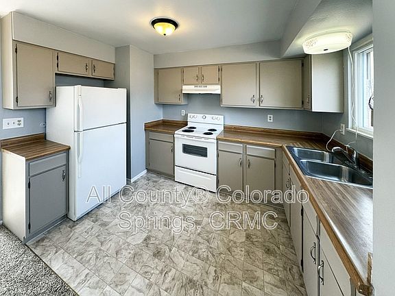 5th image of 6680 Parkridge Ct