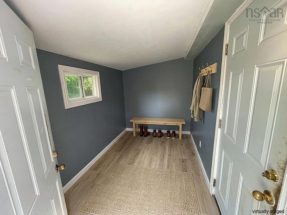 4th image of 311 Truro Heights Rd