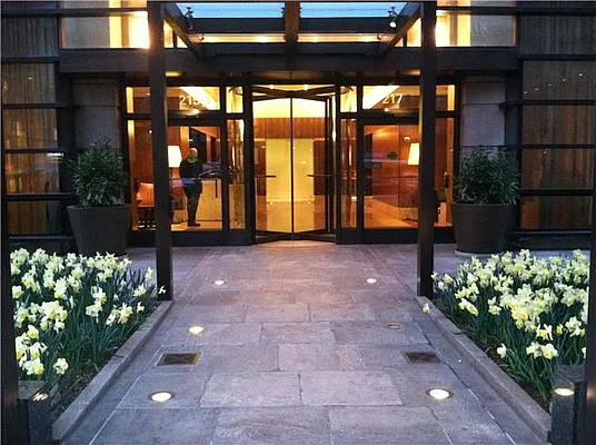 Rented by Sumitomo Real Estate Sales | media 28