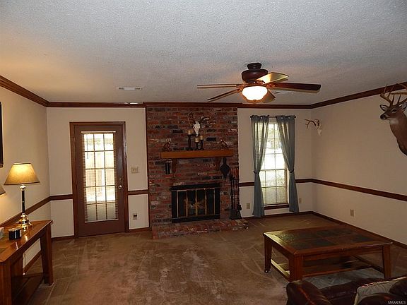 2nd image of 3217 Milan Dr