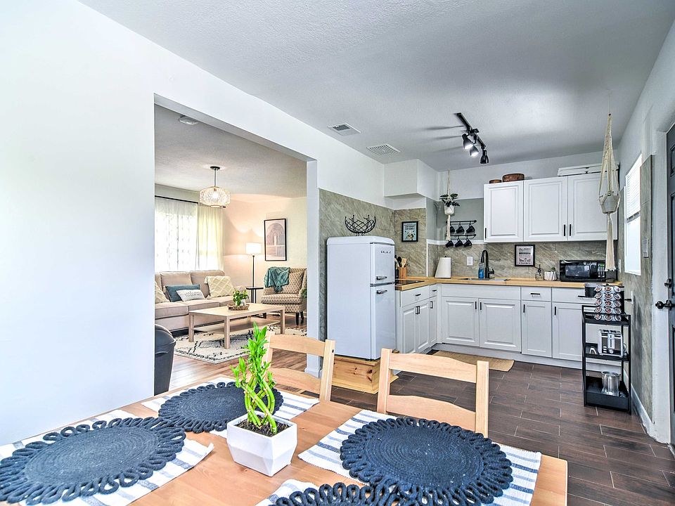1st image of 522 Skyview Ave