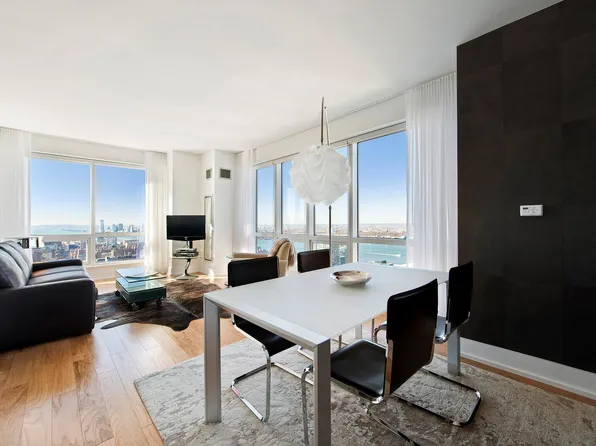 350 W 42nd St, New York, NY