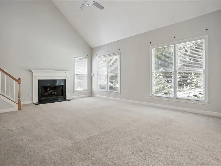 12250 Broadleaf Ln — Photo 13
