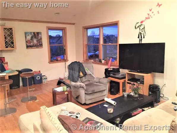 157 Pearl St #2, Somerville, MA 02145