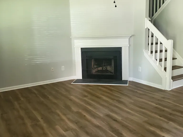 3123 Brockhampton Ct — Photo 3