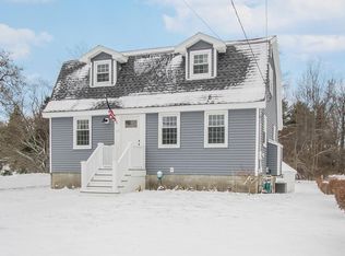 118 Locust St, Danvers, MA 01923