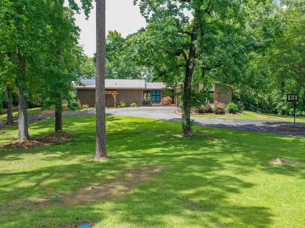 110 Bolton Ln, Columbiana, AL 35051