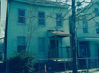 122 N 1st St, Paterson, NJ 07522