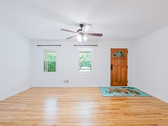 4th image of 6758 Campground Rd