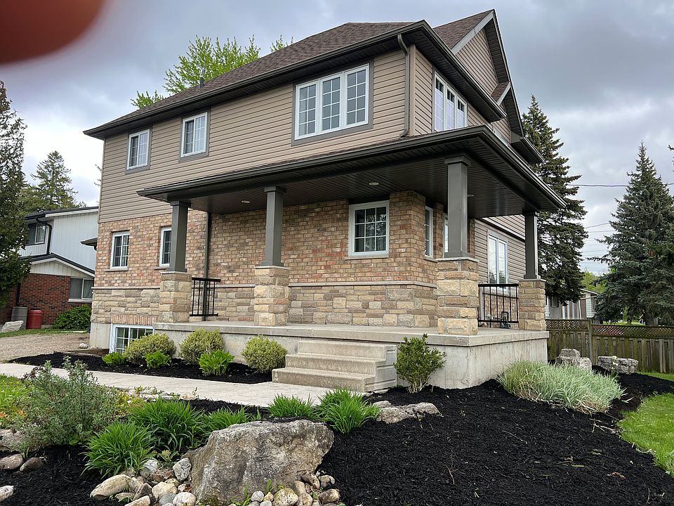 1st image of 32 Floral Dr