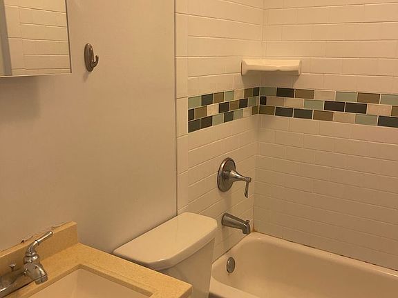 5th image of 503 S 41st St #6047641