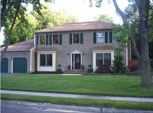 19 Red Cedar Run, Jackson, NJ 08527