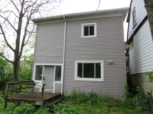 301 Paur St, Pittsburgh, PA 15211