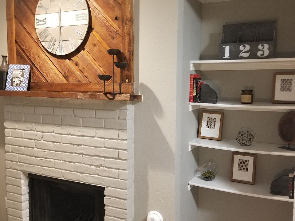 Oakwood Creek Apartments fireplace and shelving