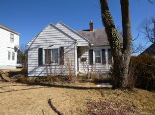 112 Valleyview Dr, Dayton, OH 45405