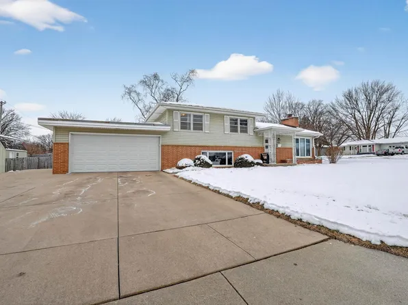2506 Laurel St, Waterloo, IA 50702