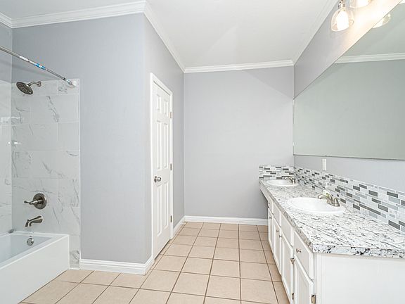 4th image of 2624 Bambi Ln