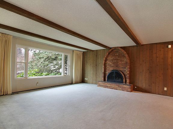 2nd image of 2219 175th Ave NE