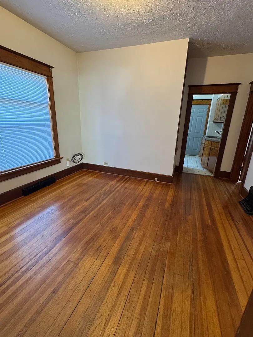 2 bed, 816 sqft, $1,499 — Photo 3