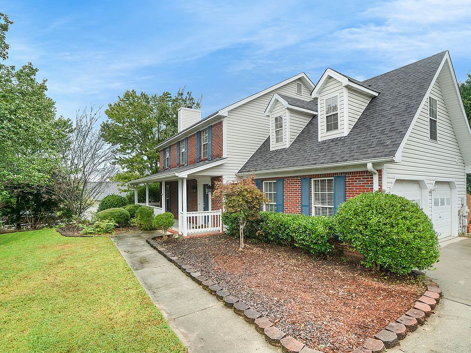 1st image of 475 Madison Chase Dr