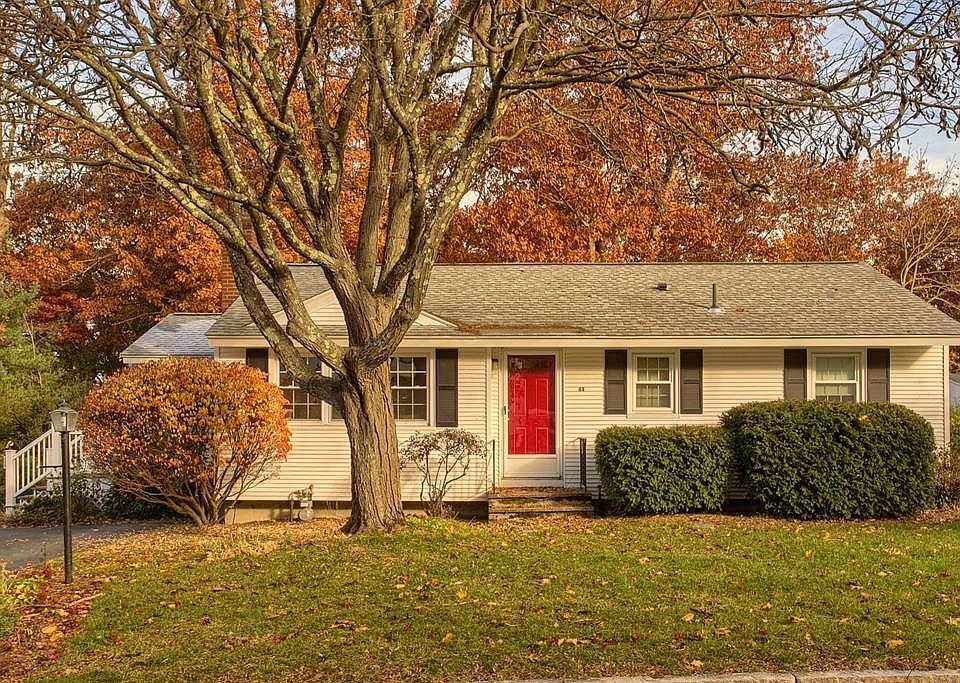 1st image of 44 Newport Dr