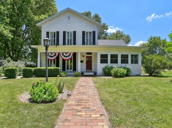 501 E Scott St, Tuscola, IL 61953