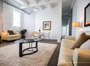 930 W Dakin St #205, Chicago, IL 60613