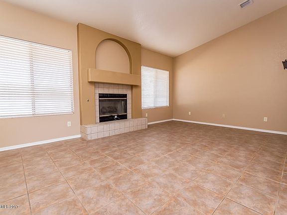 5th image of 2803 Saldana Ct