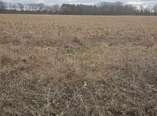 9079 E Parshallville Rd, Fenton, MI 48430