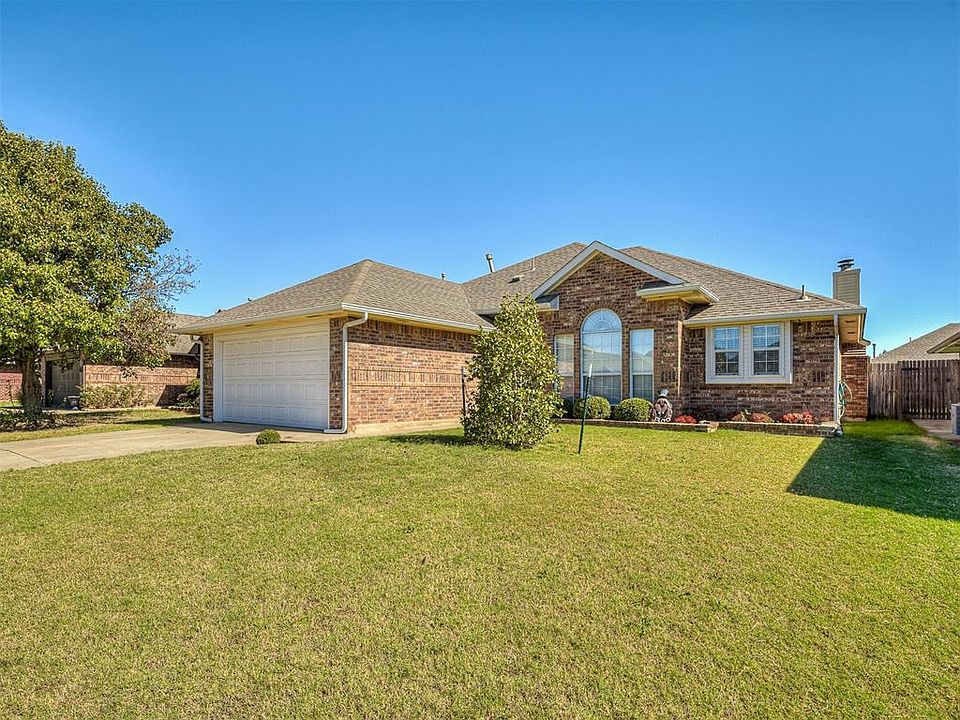 1st image of 13024 Willowcrest Ln