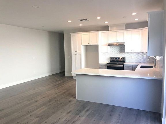5th image of 3707 Norwood Ave