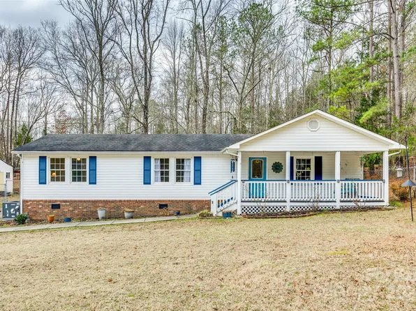 4140 Dye Rd, Edgemoor, SC 29712